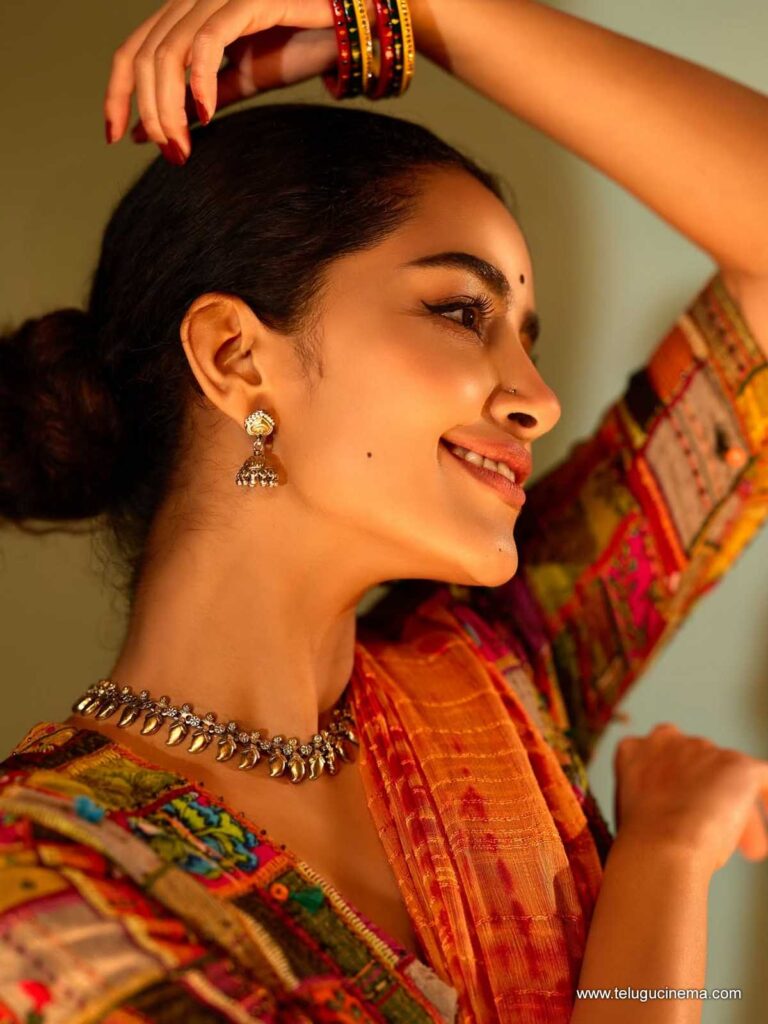 Anupama Parameswaran’s 2025 gratitude shoot