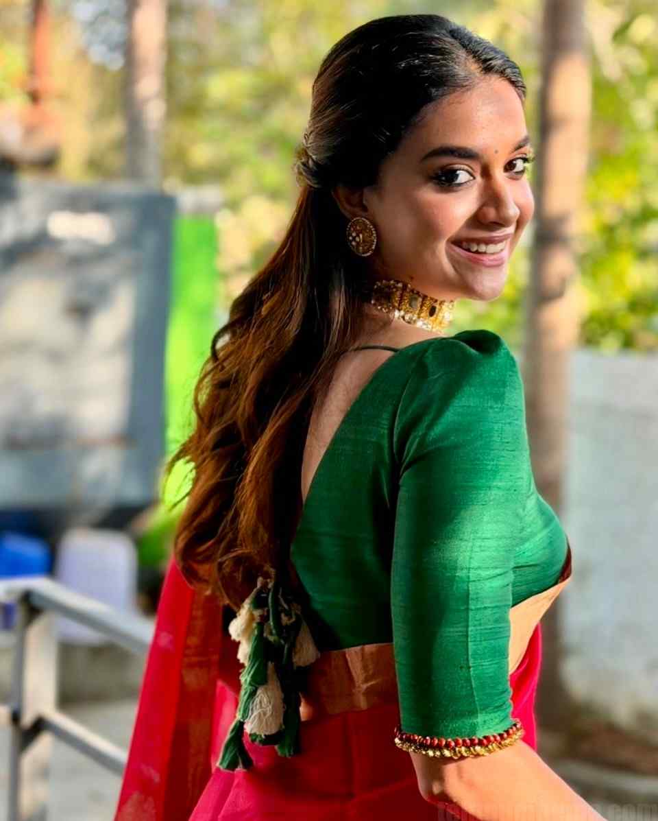 Keerthy Suresh at Tamil Nadu State Awards Event