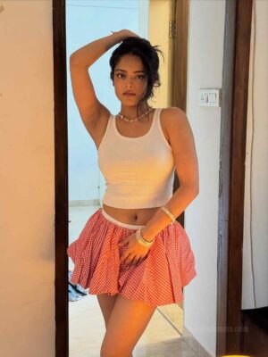 Riddhi Kumar in short skirt