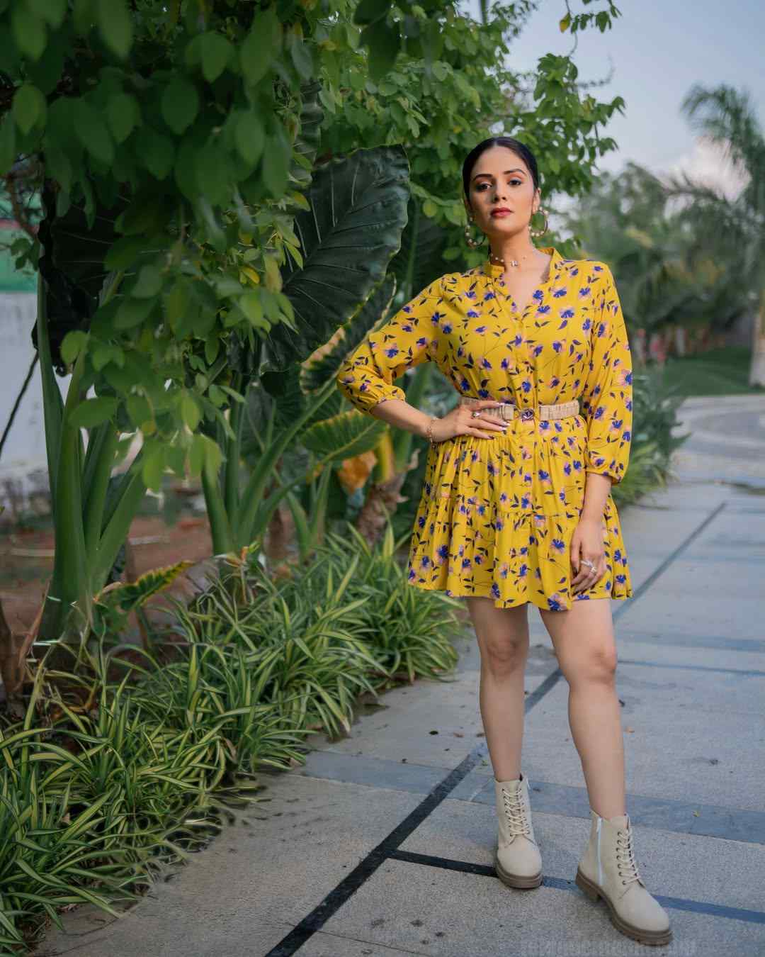 Sreemukhi’s sunny yellow look
