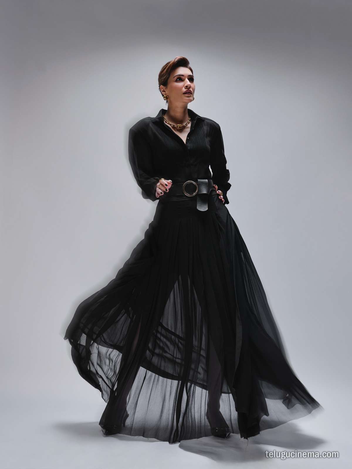 Kriti Sanon's striking black fashion moment steals the spotlight