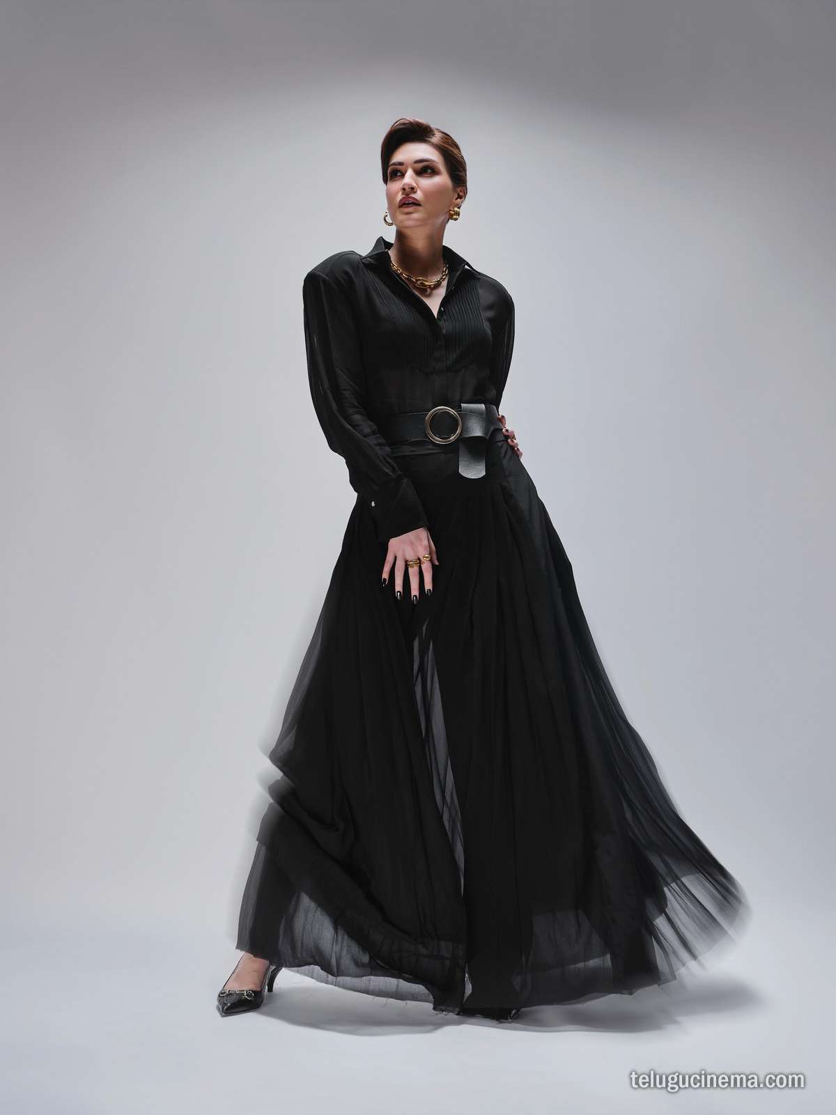 Kriti Sanon's striking black fashion moment steals the spotlight