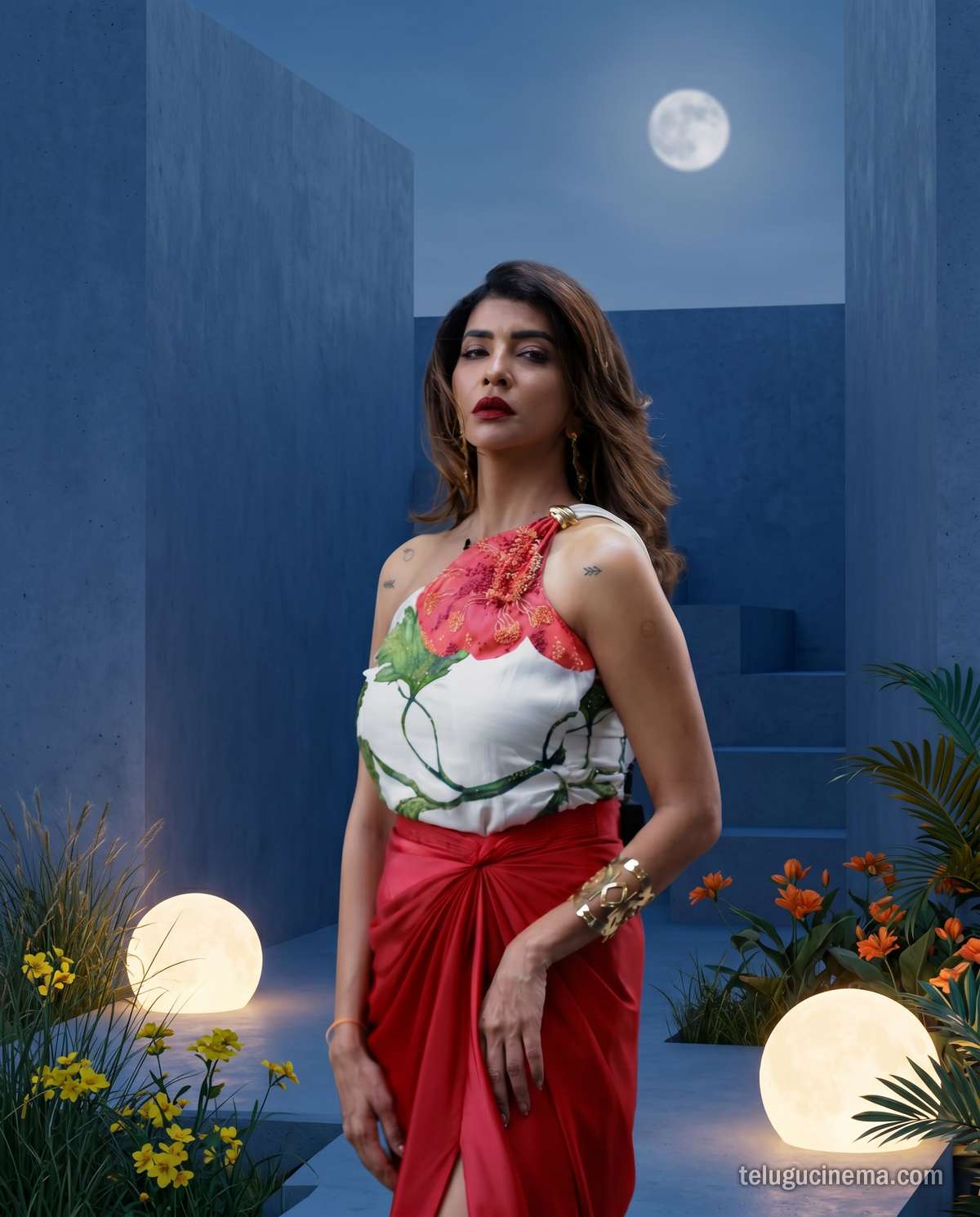 Lakshmi Manchu's glamorous moonlight-inspired photoshoot
