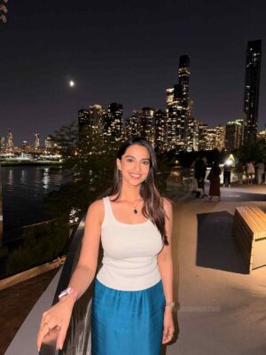 Meenakshi Chaudhary enjoys Chicago