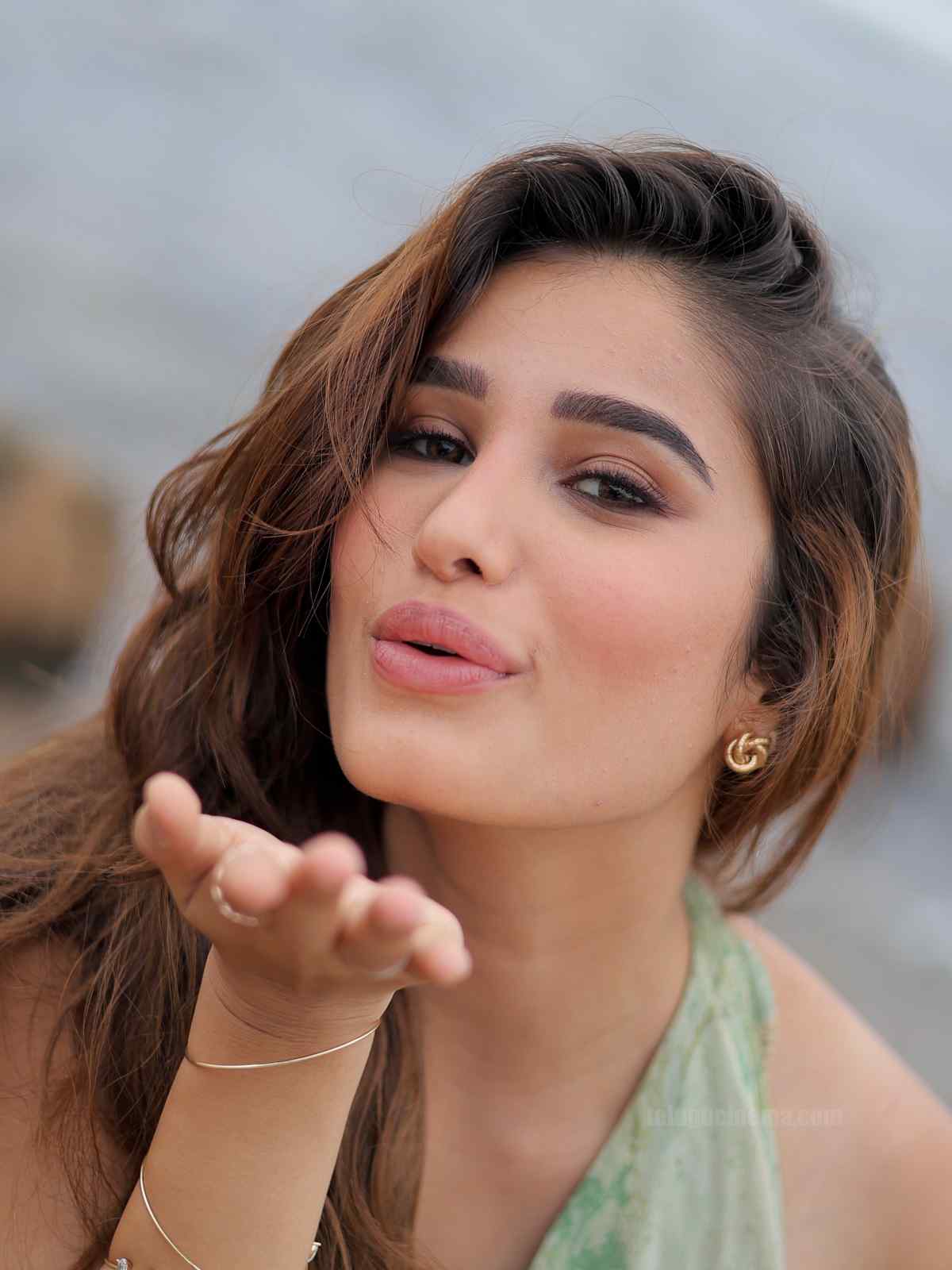 'Srinivasa Mangapuram' Rasha Thadani's beach moment