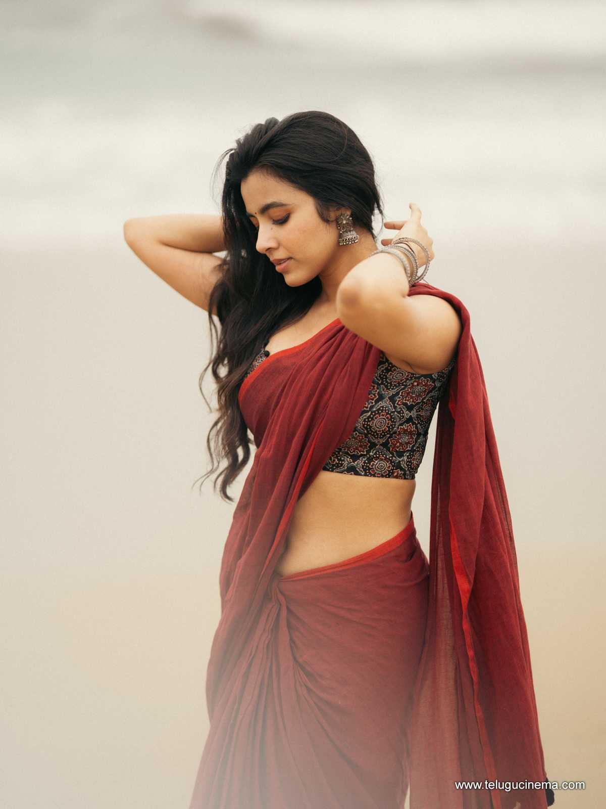 Shivani Nagaram graceful maroon saree photos